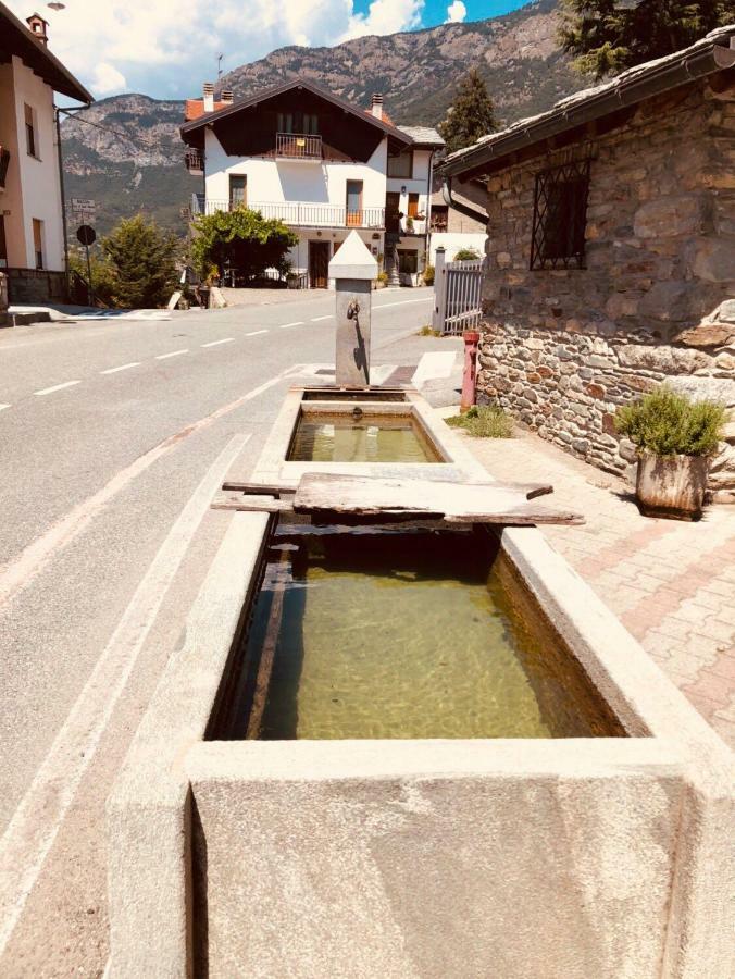 Appartamento Rosa Alpina Tra Il Casino E Le Terme Di Saint Vincent Exterior foto